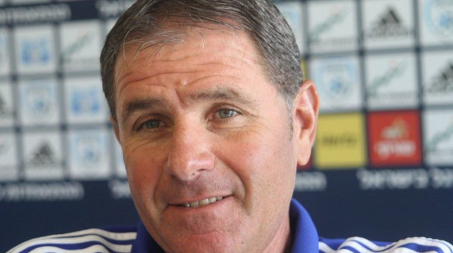 אלי גוטמן מאמן נבחרת ישראל (צילום: עדי אבישי)