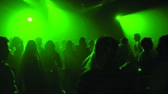 מסיבה במועדון (צילום: ingimage/ASAP)