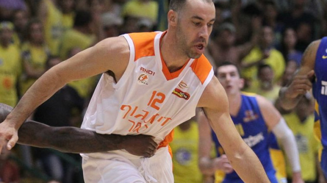 מאיר טפירו שחקן נס ציונה (צילום: אתר מנהלת הליגה)