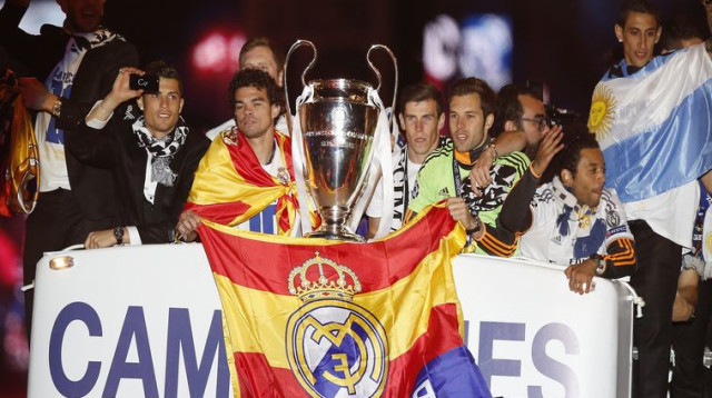 ריאל מדריד חוגגת גביע (צילום: רויטרס)