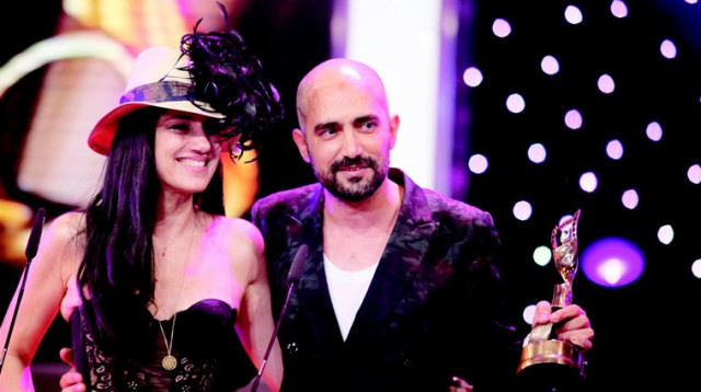 רונית ושלומי אלקבץ זוכים בפרס אופיר לסרט הטוב ביותר (צילום: איציק בירן)