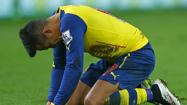 אלכסיס סאנצ'ס מאוכזב (צילום: רויטרס)