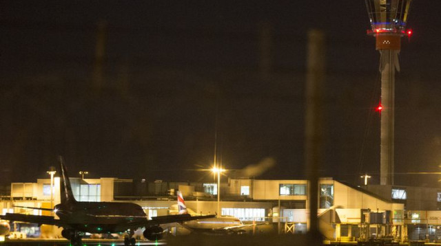 שדה התעופה הית'רו בלונדון (צילום: רויטרס)