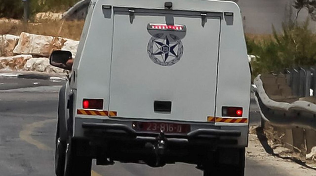 ניידת משטרה (צילום: פלאש 90)