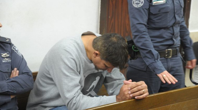 צברי בהארכת המעצר (צילום: אבשלום ששוני)