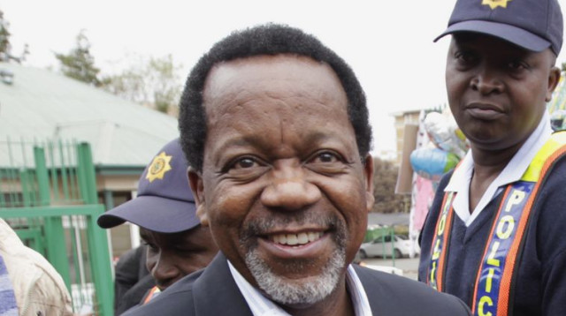 חבר הפרלמנט הדרום אפריקאי, קנת משו (צילום: רויטרס)