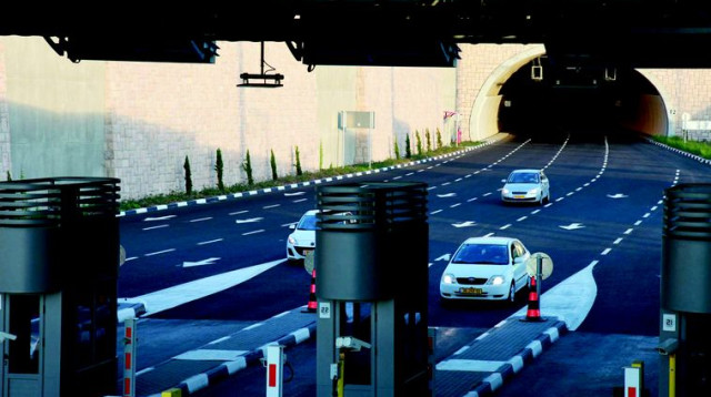 מנהרות הכרמל (צילום: מקס ילינסון)