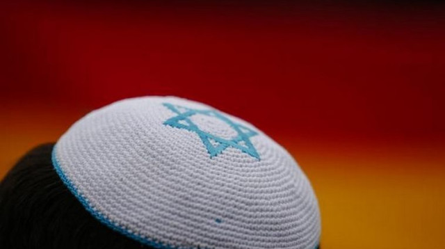 איש עם כיפה: אילוסטרציה (צילום: רויטרס)