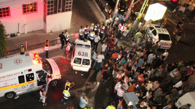 זירת הרצח בברנוער, ארכיון (צילום: אלוני מור)