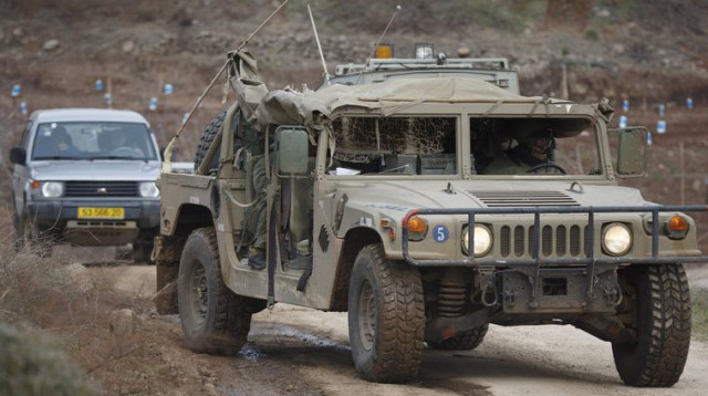 מתיחות בצפון: רכב צבאי באזור החרמון (צילום: פלאש 90)