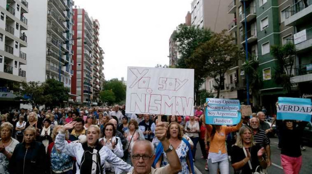 הפגנה בארגנטינה (צילום: רויטרס)