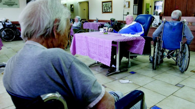 קשישים (צילום: אנה קפלן, פלאש 90)