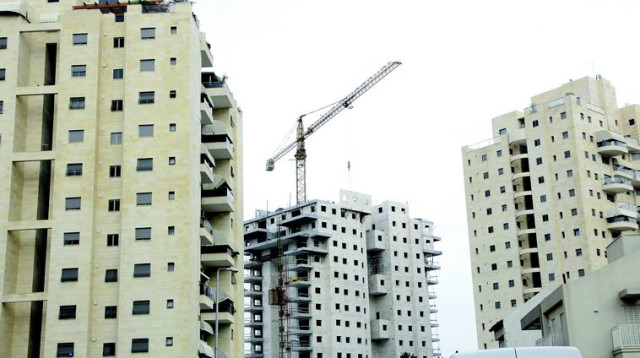 פרויקט בניה בנייה נדל"ן בתים משכנתא דיור דירות בניין (צילום: אלוני מור)