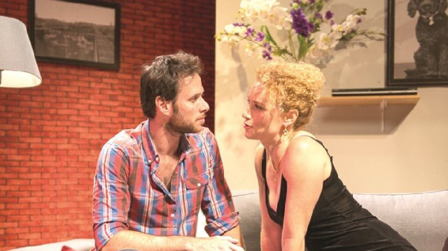 "קומדיה לא רומנטית" של תיאטרון מראה (צילום: דרור מילר, יח"צ)