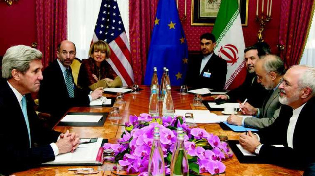 שיחות הגרעין בראשות קרי וזריף (צילום: רויטרס)