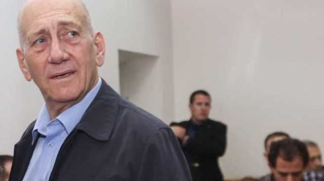 אהוד אולמרט בבית המשפט (צילום: גילי יוחנן, פלאש 90)