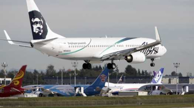 מטוס של "אלסקה אירליינס" (צילום: רויטרס)