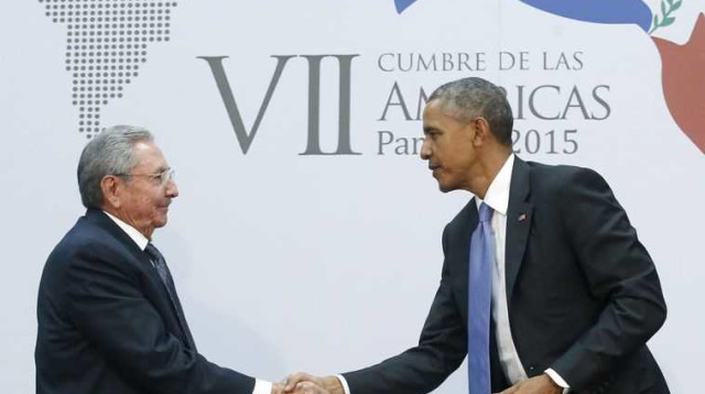 אובמה ונשיא קובה ראול קסטרו  (צילום: רויטרס)