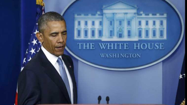 אובמה מגיע לשאת הצהרה בדבר מות בני הערובה (צילום: רויטרס)