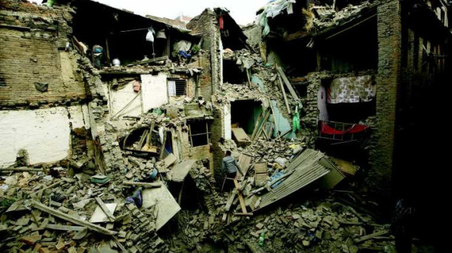 תוצאות רעידת האדמה בנפאל (צילום: רויטרס)