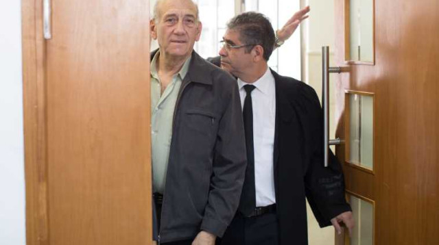 אולמרט במשפט פרשת טלנסקי (צילום: פלאש 90)