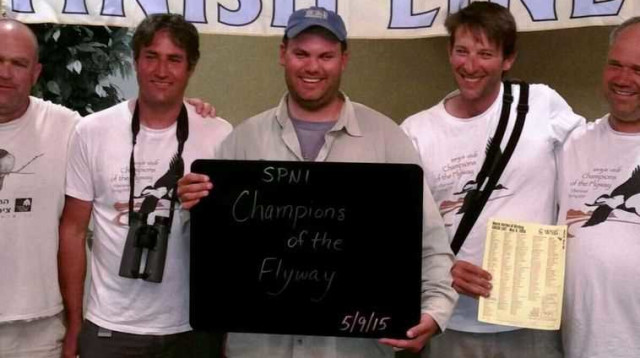 צוות הצפרים שזוכה במקום ה-1 בתחרות (צילום: החברה להגנת הטבע)