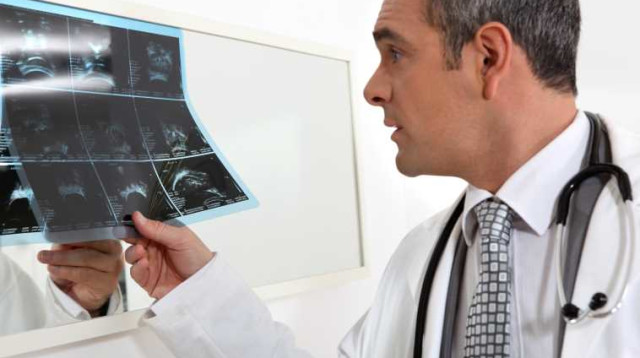 רופא (צילום: אינגאימג)