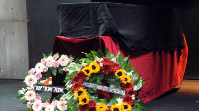 ארונו של גדעון זינגר (צילום: אבשלום ששוני)