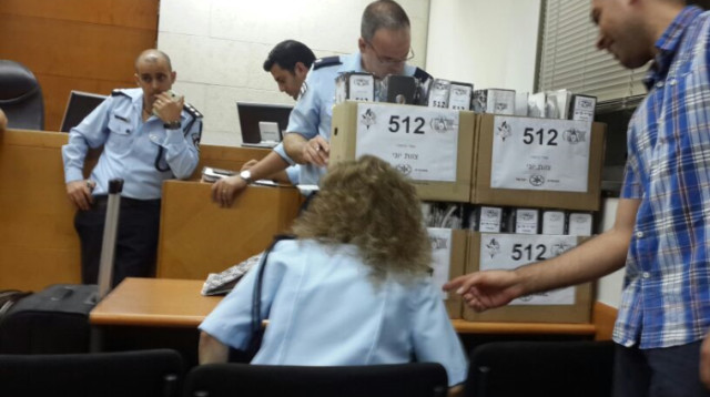 פרשת 512 (צילום: אלון חכמון)