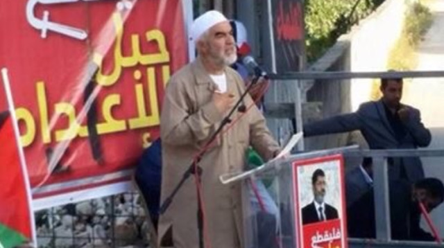 שייח ראאד סלאח, בהפגנה של התנועה האסלאמית לשחרור מורסי (צילום: התנועה האסלאמית)