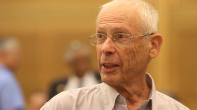 בני בגין בישיבת סיעת הליכוד (צילום: מרק ישראל סלם)