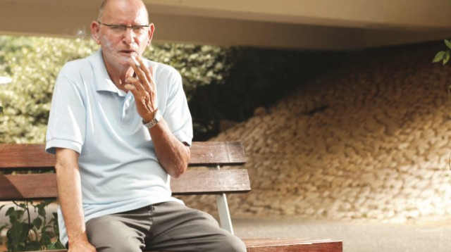 מיכה, אביו של יוני אלזם שנרצח בבית הכלא (צילום: רענן כהן)