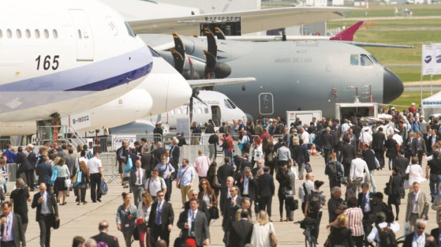 הסלון האווירי בלה בורז'ה (צילום: רויטרס)