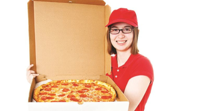שליחת פיצה, אילוסטרציה (צילום: אינגאימג)