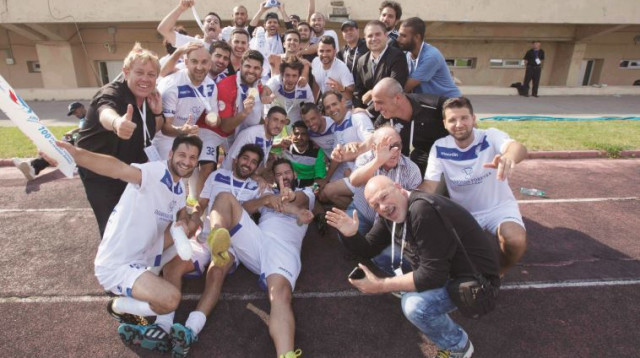 נבחרת אמני ישראל בכדורגל זוכה בגביע ברוסיה (צילום: עדי קורן)