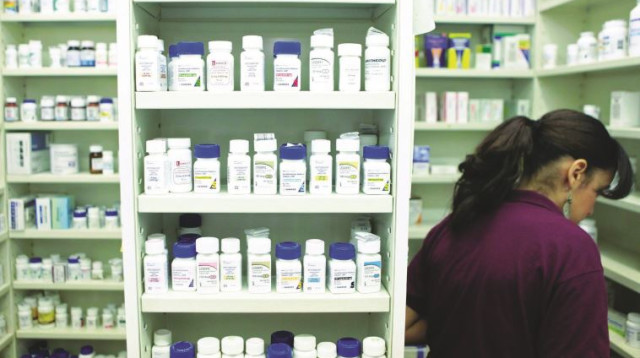 תרופות בריאות בית מרקחת (צילום: רויטרס)