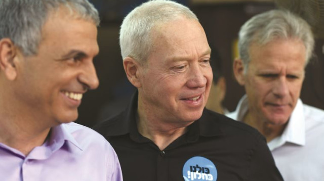 מייקל אורן, יואב גלנט ומשה כחלון (צילום: בן קלמר, פלאש 90)