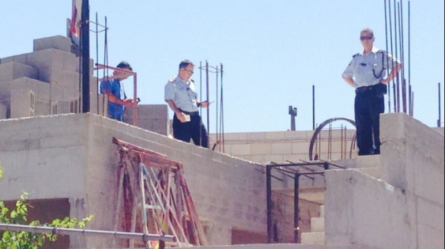 אתר הבנייה במג'דל שמס ממנו נפל ונהרג בן 77 (צילום: חטיבת דובר המשטרה)