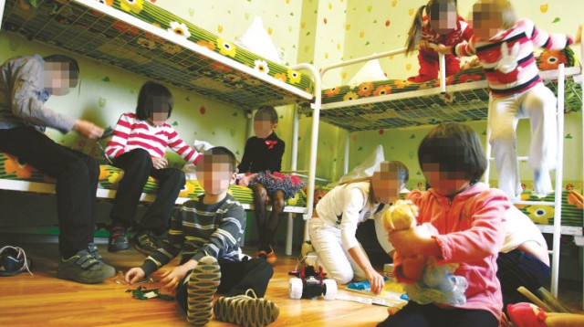 ילדים אומנה אימוץ (צילום: רויטרס)