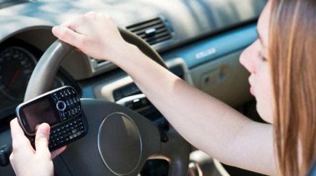 בני נוער בנהיגה, אילוסטרציה (צילום: אינגאימג)