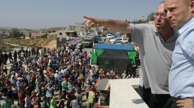 נפתלי בנט בבית אל (צילום: הלל מאיר, סוכנות תצפית)