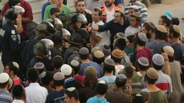 עימותים בבית אל (צילום: סוכנות תצפית)