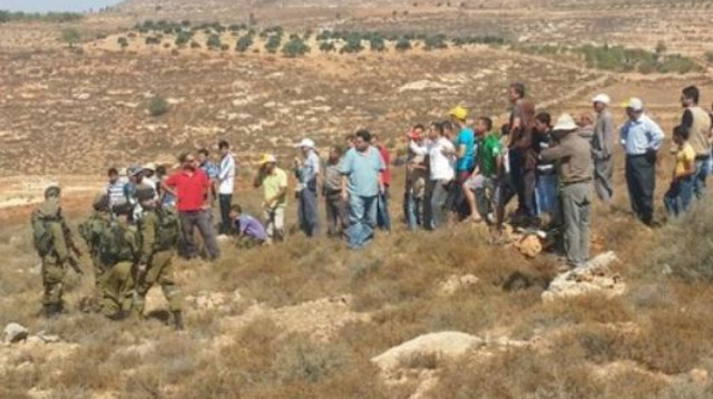 עימותים בין מתנחלים לפלסטינים באש קודש (צילום: סוכנות תצפית)