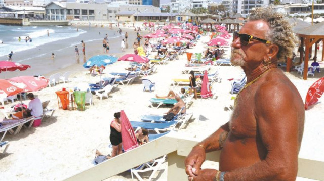 חוף הים של תל אביב (צילום: אבשלום ששוני)