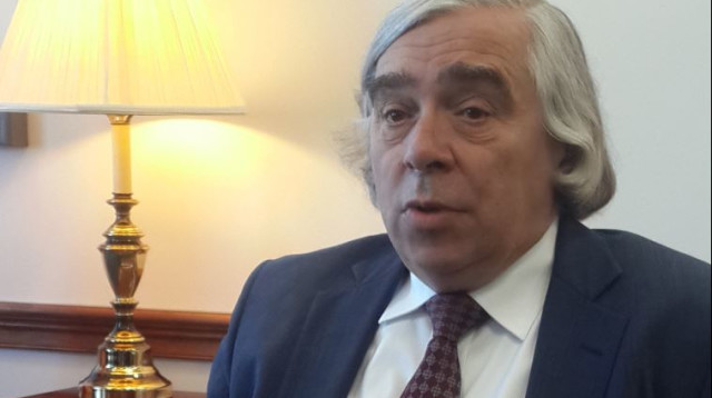 ארנסט מוניז (צילום: דנה סומברג)