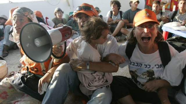 פינוי כפר ים בהתנתקות (צילום: ברקאי וולפסון)