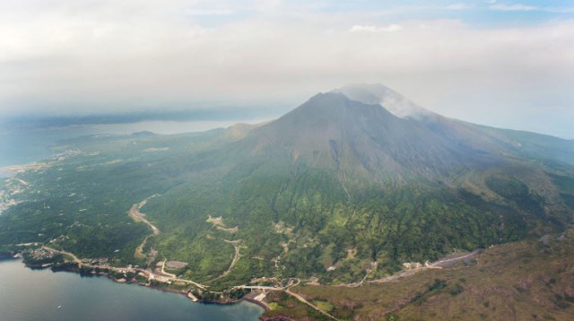 הר הגעש סקורג'ימה (צילום: רויטרס)