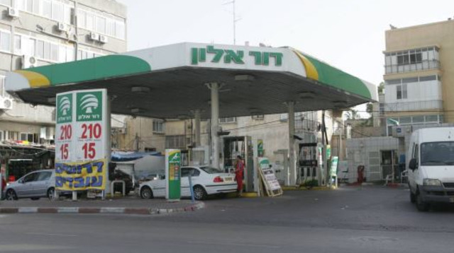 תחנת דלק דור אלון  (צילום: רענן כהן)