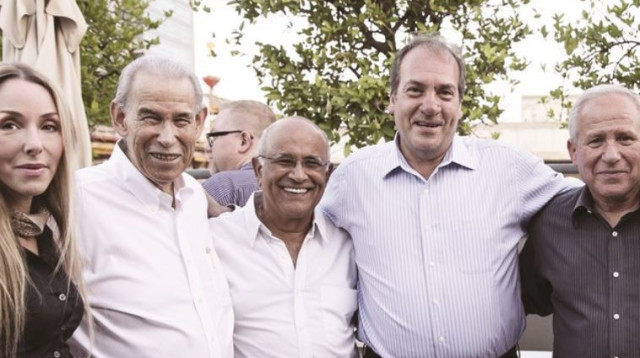 אבי דיכטר, הרב אקשטיין,אביגדור קהלני, מושיק תאומים ורונית חסין הוכמן (צילום: יח"צ)