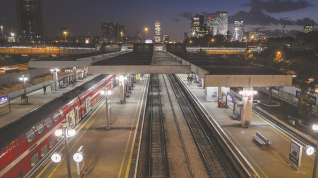 תחנת רכבת תל אביב מרכז (צילום: נתי שוחט, פלאש 90)